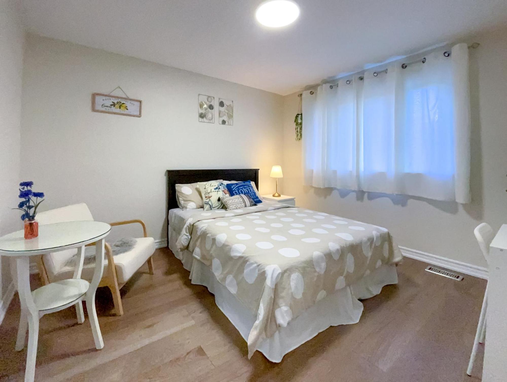 Newly-Renovated 3Br House, 12 Minutes To Airport Apartment Toronto Exterior photo