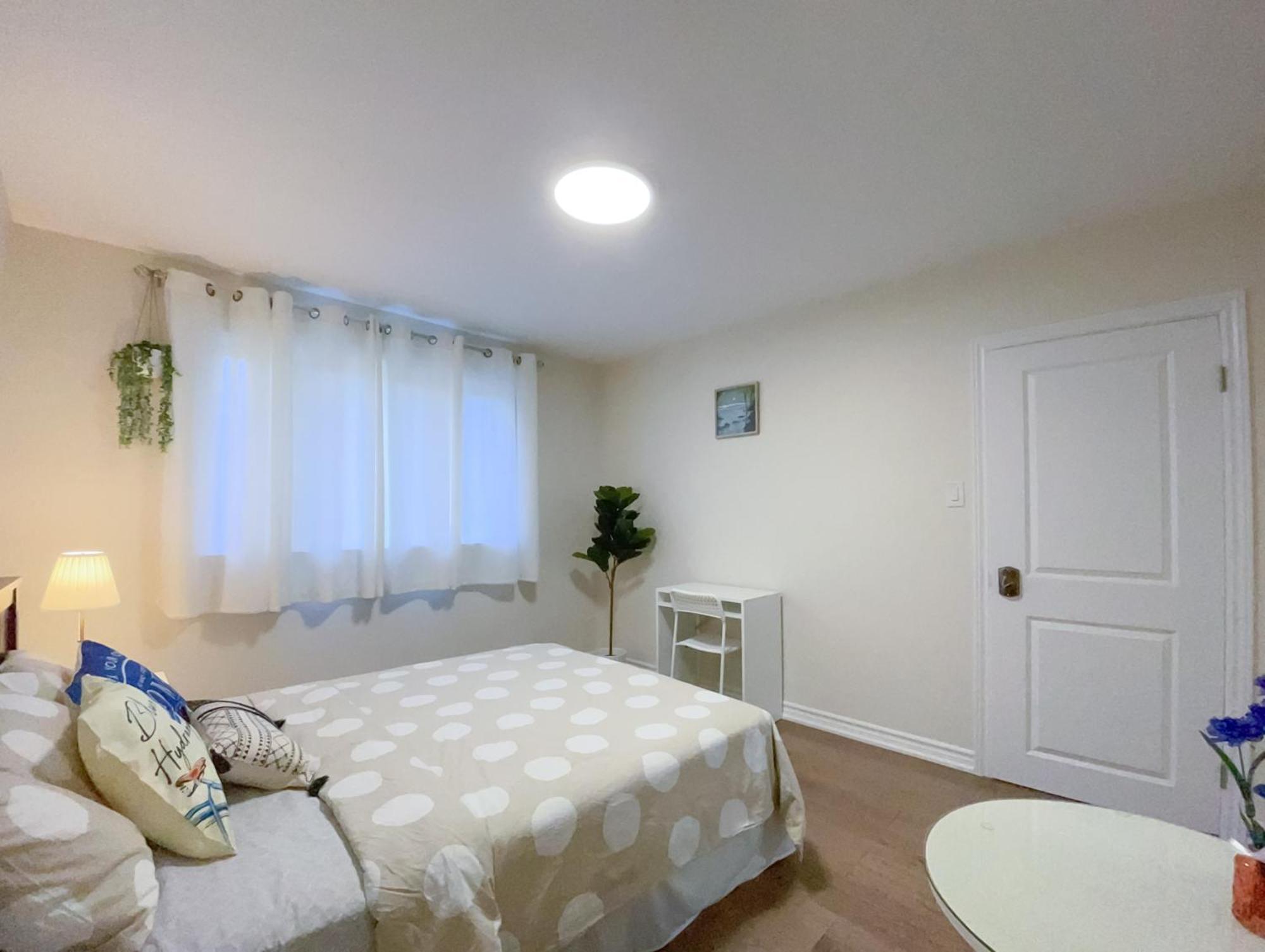 Newly-Renovated 3Br House, 12 Minutes To Airport Apartment Toronto Exterior photo