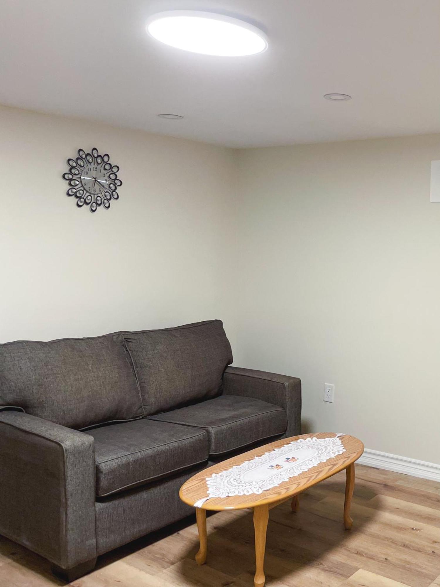 Newly-Renovated 3Br House, 12 Minutes To Airport Apartment Toronto Exterior photo