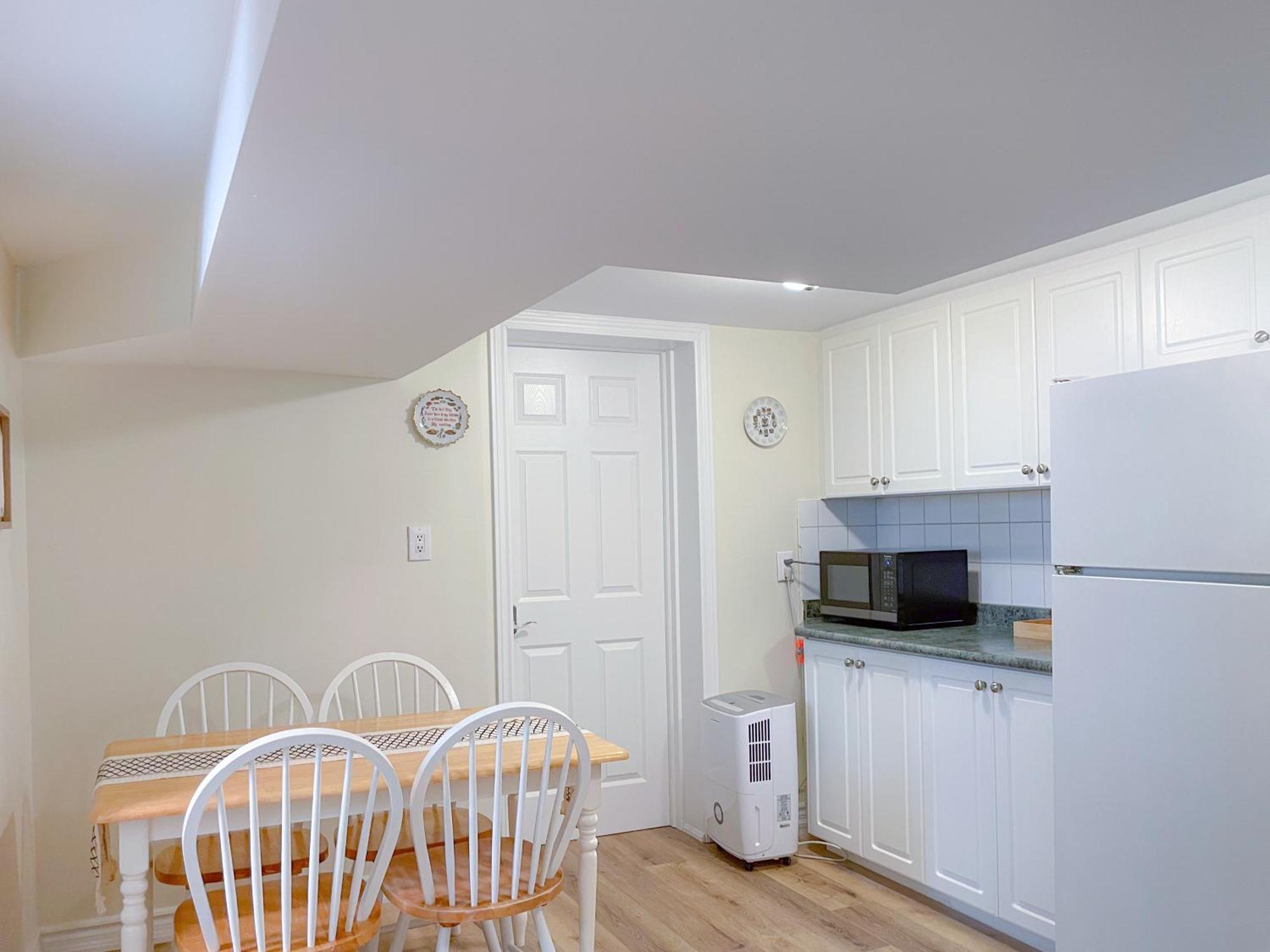 Newly-Renovated 3Br House, 12 Minutes To Airport Apartment Toronto Exterior photo